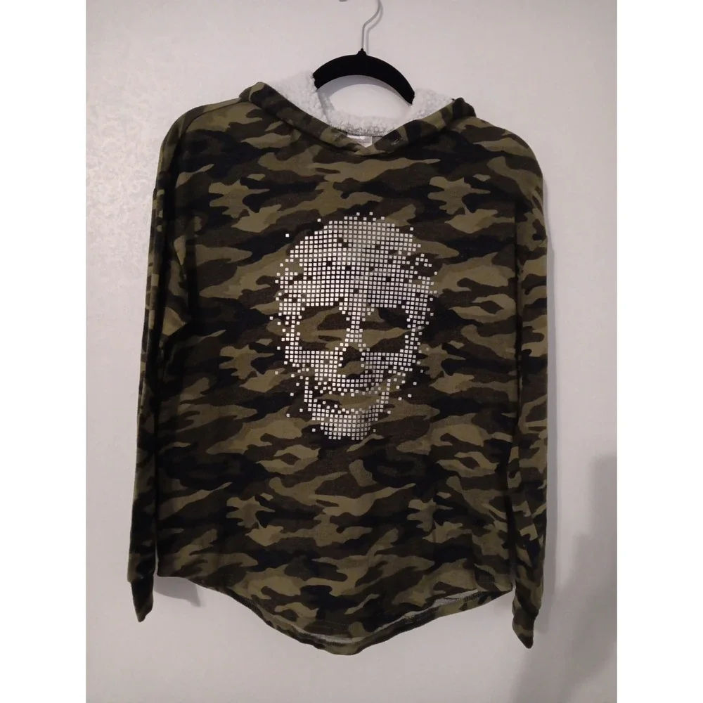 No Boundries Camo Skull Fleece Hoodie Girl Kids  Sz. M Hoodie String Is Missing.